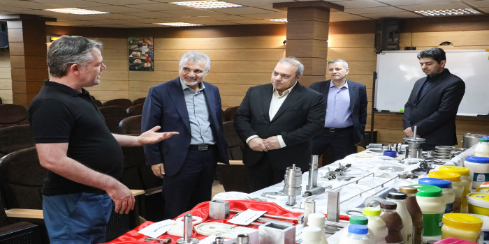 به‌روزرسانی زیرساخت‌های فنی و توسعه نوآوری در پاک